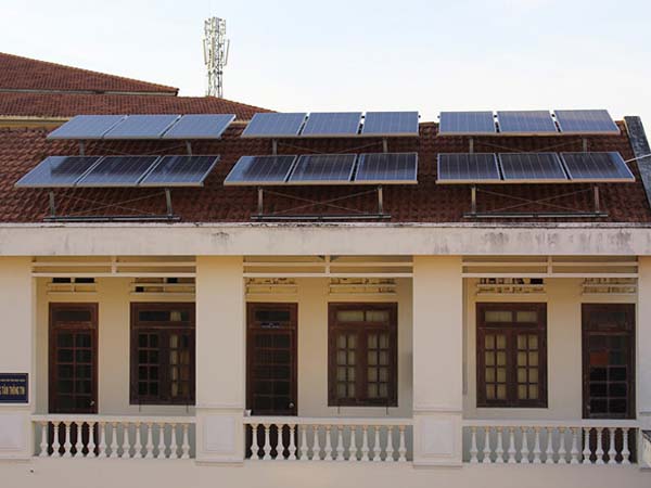 Một công trình điện năng lượng mặt trời tại Bình Thuận